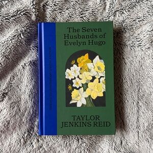 The Seven Husbands of Evelyn Hugo — Taylor Jenkins Reid Collectors Special Edit